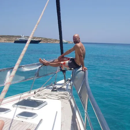 Botel Luxury Sailing Yacht Sofia Star 1 *
