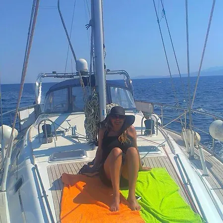 Botel Luxury Sailing Yacht Sofia Star 1