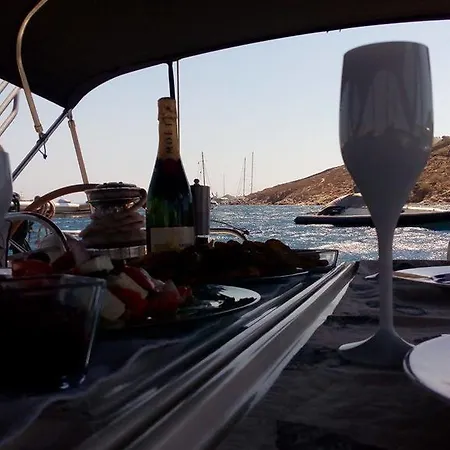 Botel Luxury Sailing Yacht Sofia Star 1